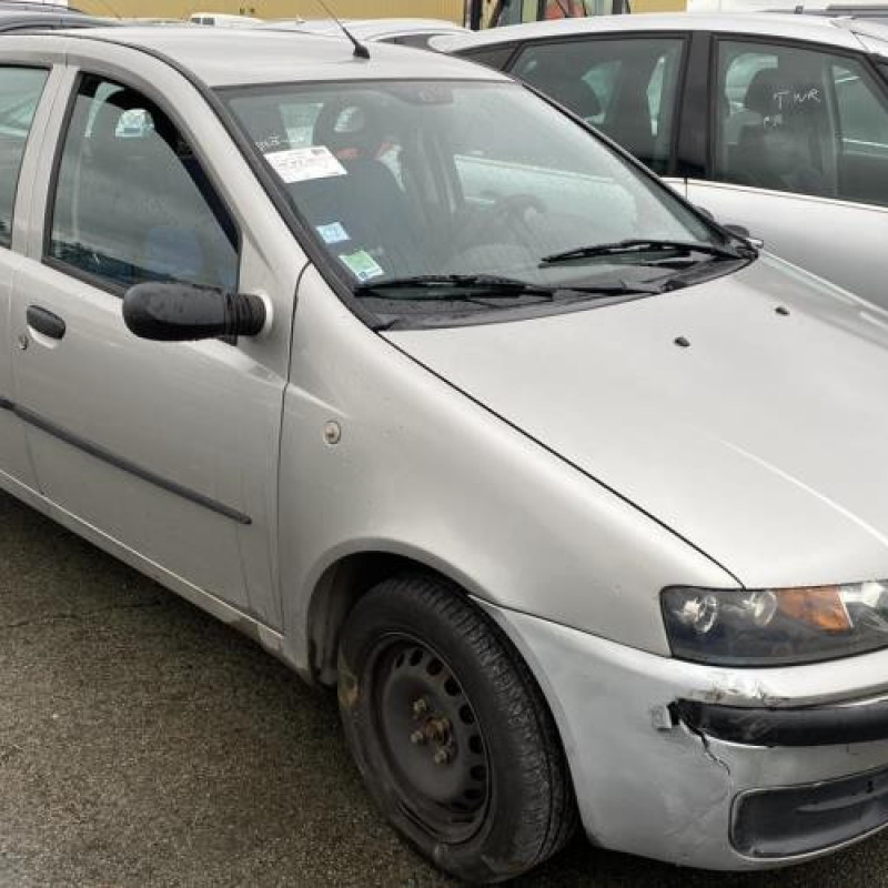 Plage arriere FIAT PUNTO 2 Photo n°18