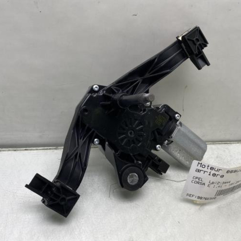 Moteur essuie glace arriere OPEL CORSA E Photo n°1