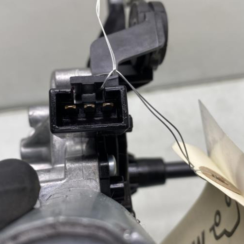Moteur essuie glace arriere OPEL CORSA E Photo n°3