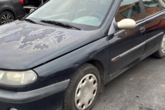 Moteur essuie glace avant RENAULT LAGUNA 1