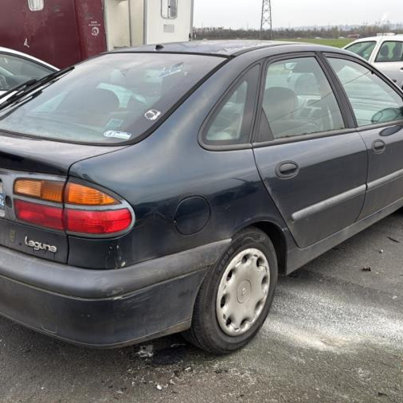 Moteur essuie glace avant RENAULT LAGUNA 1 Photo n°7