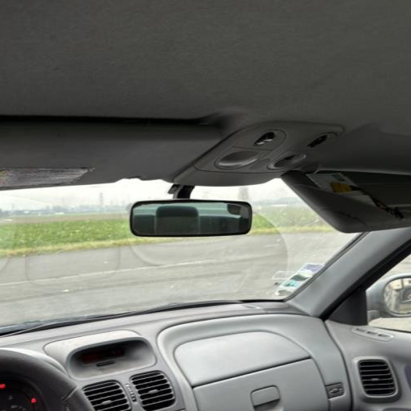 Moteur essuie glace avant RENAULT LAGUNA 1 Photo n°17