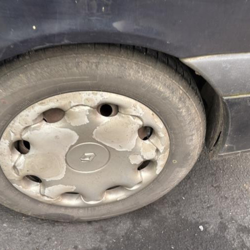 Moteur essuie glace avant RENAULT LAGUNA 1 Photo n°18