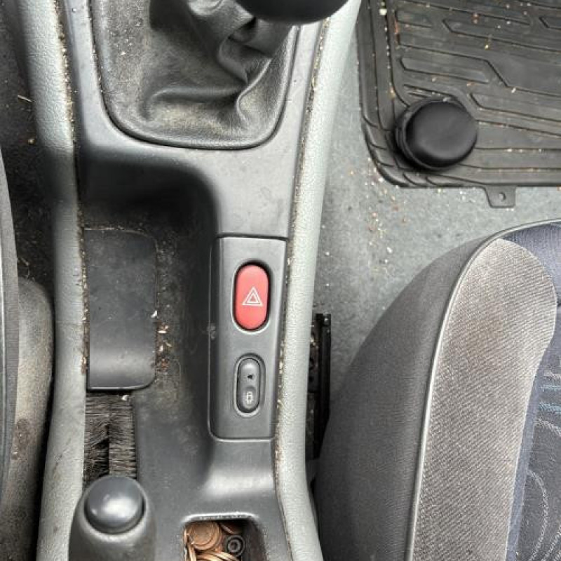 Moteur essuie glace avant RENAULT LAGUNA 1 Photo n°19