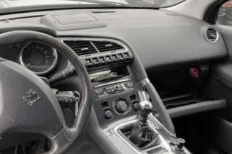 Moteur essuie glace avant droit PEUGEOT 3008 1
