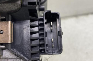Moteur essuie glace avant gauche PEUGEOT 3008 1