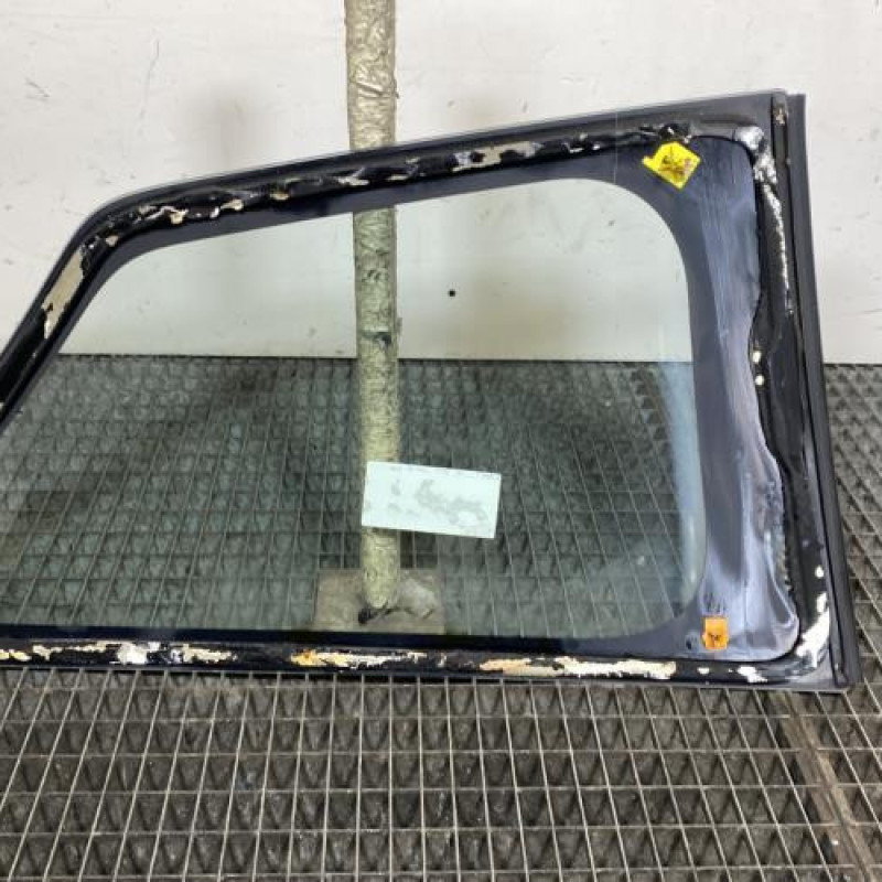 Custode arriere gauche TOYOTA YARIS 3 Photo n°4