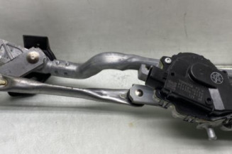 Moteur essuie glace avant TOYOTA YARIS 3