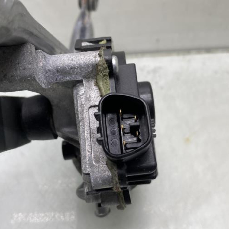 Moteur essuie glace avant TOYOTA YARIS 3 Photo n°5
