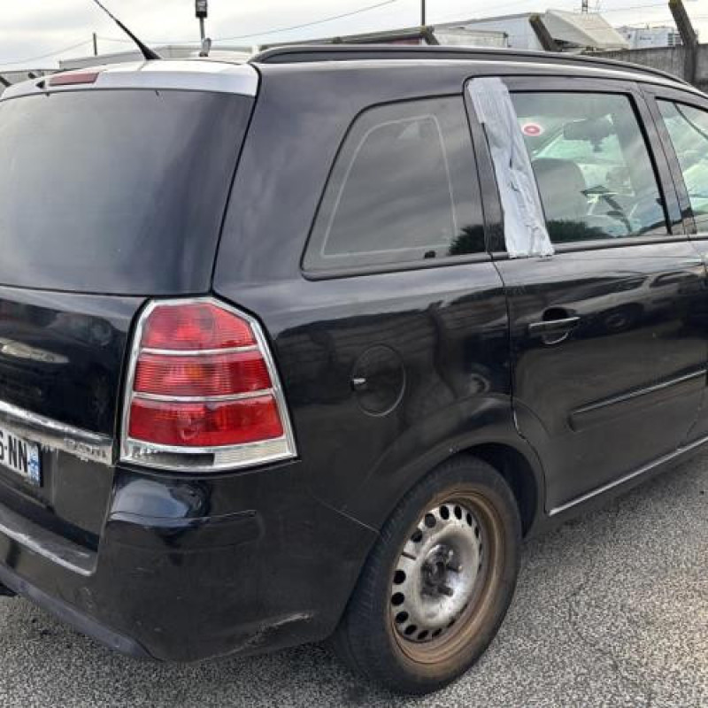 Capot OPEL ZAFIRA B Photo n°12