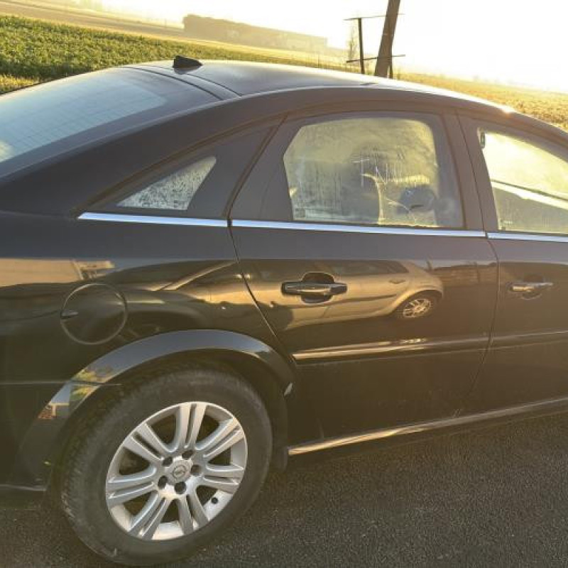Malle/Hayon arriere OPEL VECTRA C Photo n°17