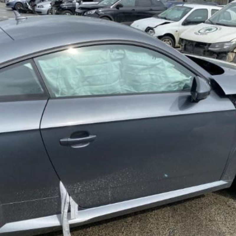 Feu arriere principal droit (feux) AUDI TT 3 Photo n°20