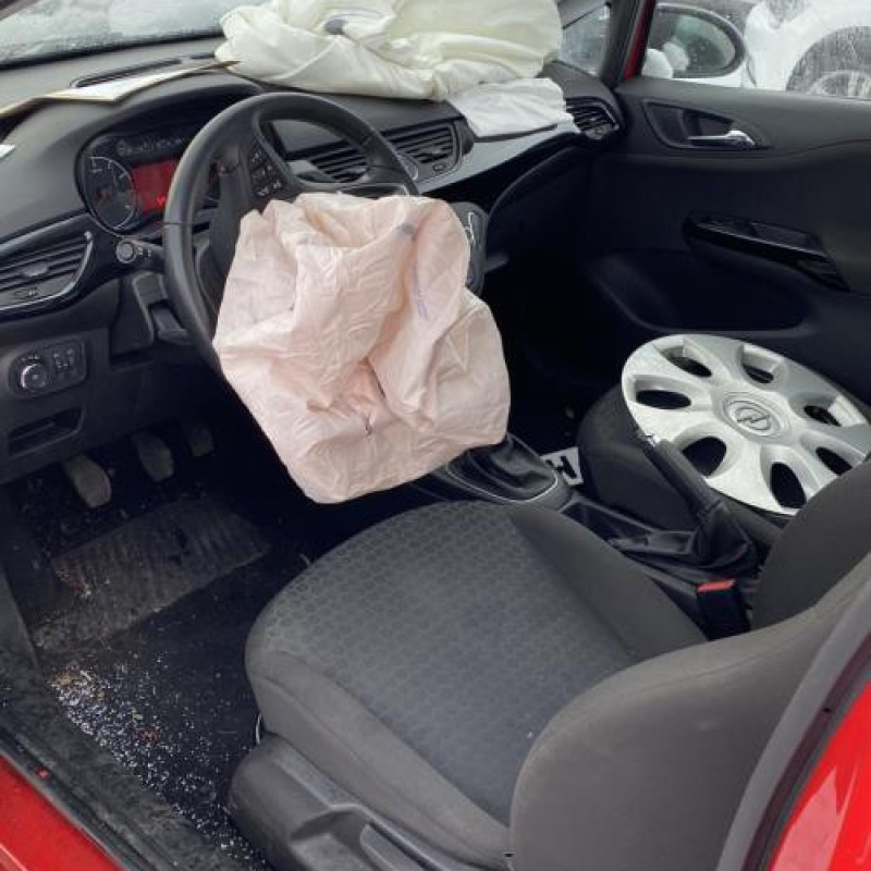 Feu arriere secondaire gauche (feux) OPEL CORSA E Photo n°11