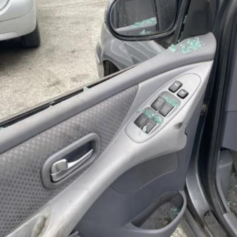 Feu arriere principal droit (feux) NISSAN ALMERA TINO Photo n°13