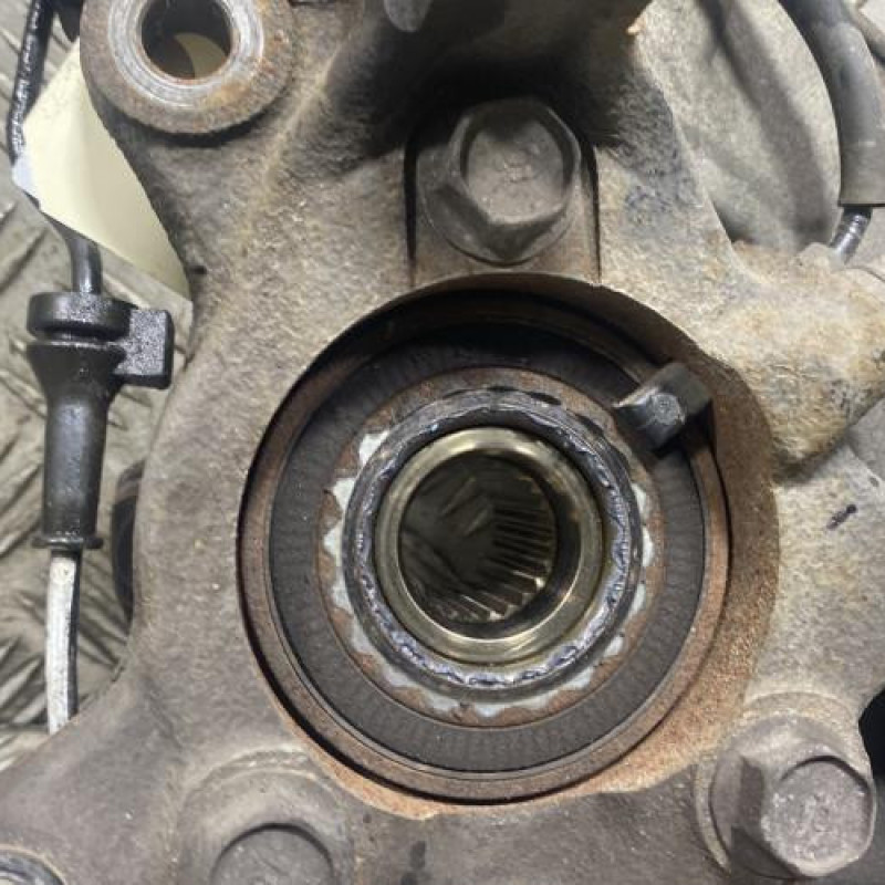 Pivot de moyeu avant droit SUZUKI IGNIS 3 Photo n°4