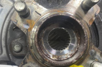 Pivot de moyeu avant gauche SUZUKI IGNIS 3