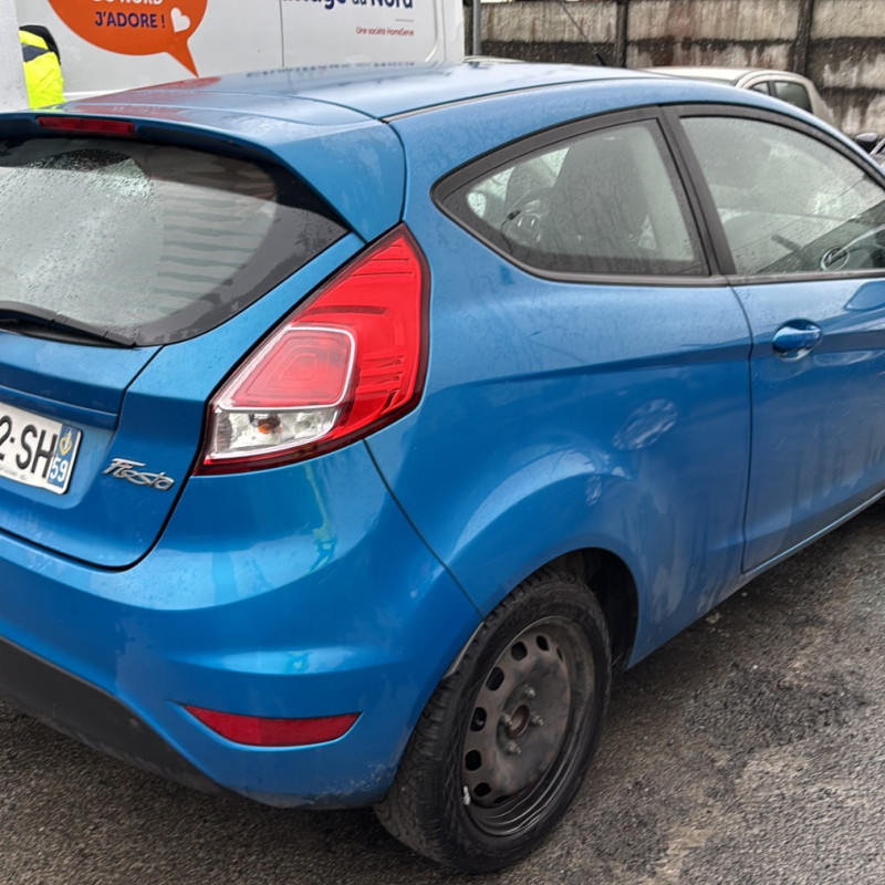 FORD FIESTA 6 PHASE 2 1.25i - 16V Photo n°3