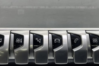 Bouton de warning PEUGEOT 3008 2