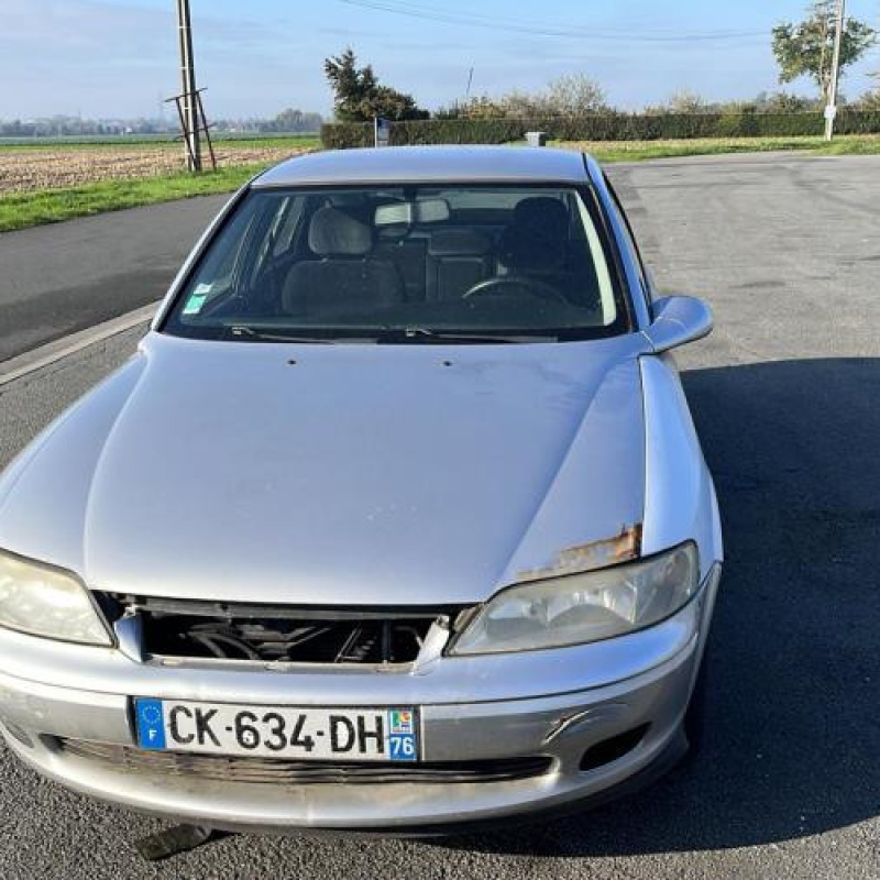 Feu arriere principal droit (feux) OPEL VECTRA B Photo n°4