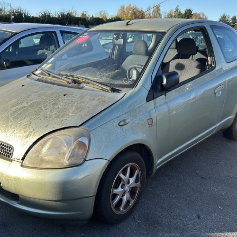 Feu arriere principal droit (feux) TOYOTA YARIS 1 Photo n°4