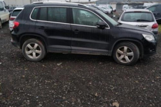 Feu arriere secondaire gauche (feux) VOLKSWAGEN TIGUAN 1