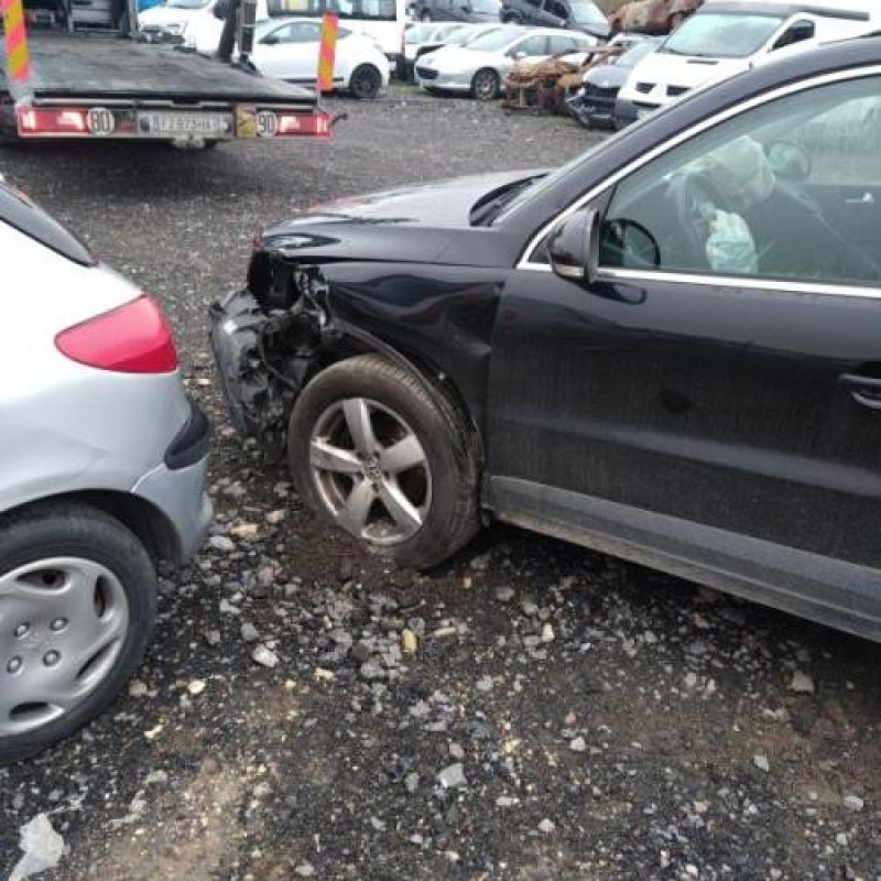 Feu arriere secondaire gauche (feux) VOLKSWAGEN TIGUAN 1 Photo n°9