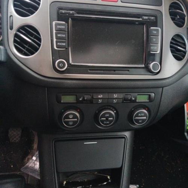 Feu arriere secondaire gauche (feux) VOLKSWAGEN TIGUAN 1 Photo n°14