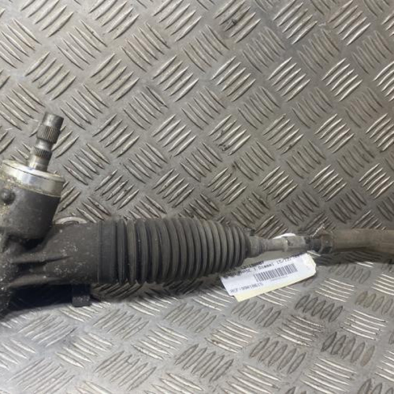 Cremaillere assistee TOYOTA VERSO Photo n°4