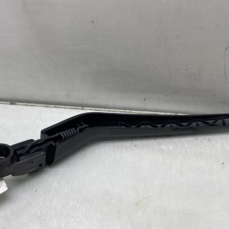 Bras essuie glace arriere TOYOTA YARIS 3 Photo n°2