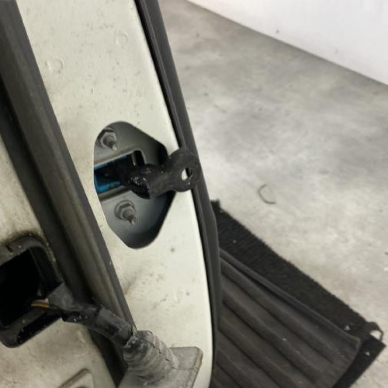 Porte arriere droit OPEL ASTRA J Photo n°5
