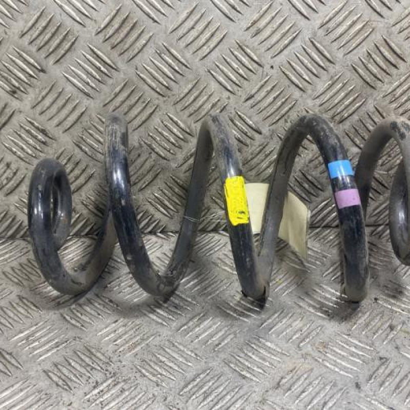 Ressort de suspension arriere droit NISSAN QASHQAI 1 Photo n°1