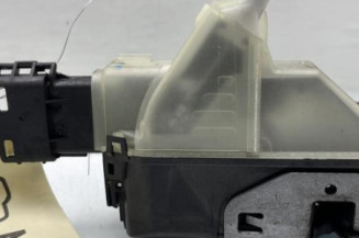Serrure avant droit PEUGEOT 3008 1