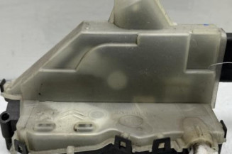 Serrure avant droit PEUGEOT 3008 1