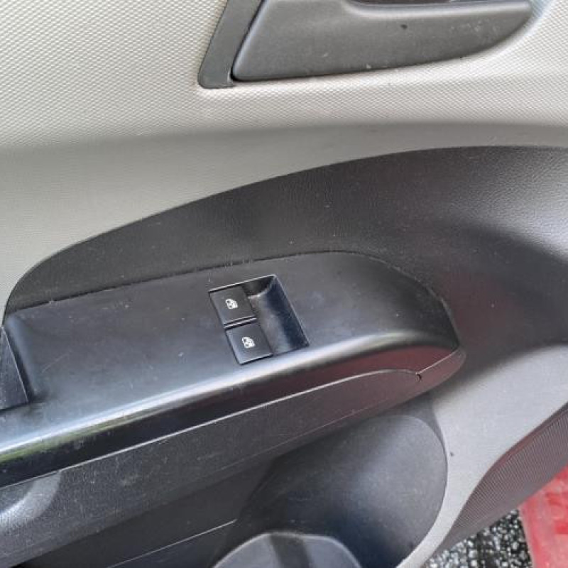 Porte avant droit CHEVROLET AVEO 2 Photo n°17