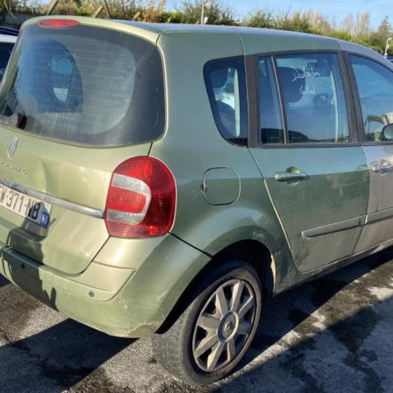 Feu arriere principal droit (feux) RENAULT GRAND MODUS Photo n°8