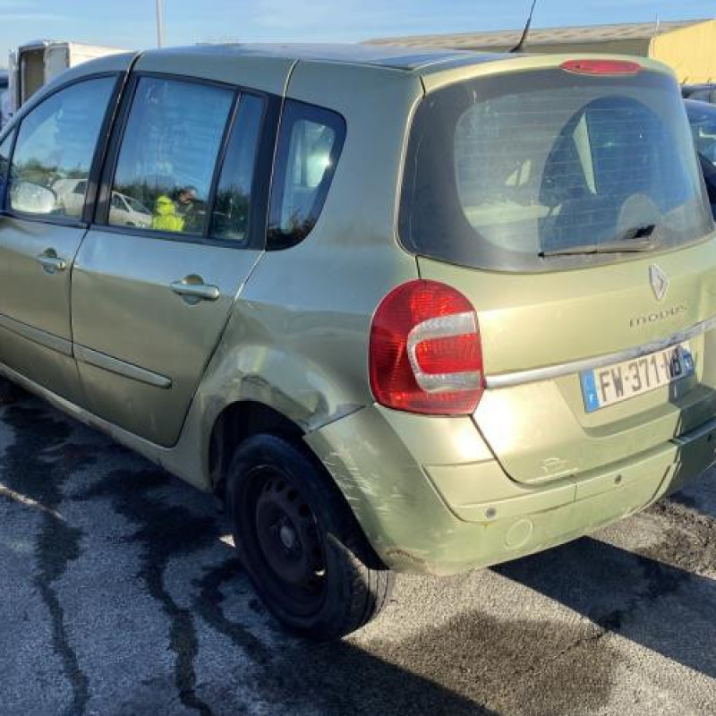 Feu arriere principal droit (feux) RENAULT GRAND MODUS Photo n°9