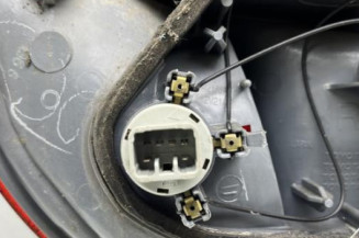 Feu arriere principal droit (feux) TOYOTA YARIS 1