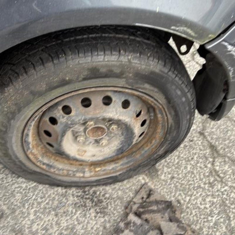 Feu arriere principal droit (feux) TOYOTA YARIS 1 Photo n°19