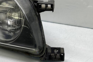 Optique avant principal droit (feux)(phare) TOYOTA AVENSIS 1
