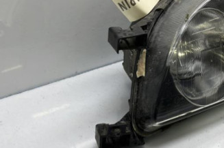 Optique avant principal gauche (feux)(phare) TOYOTA AVENSIS 1