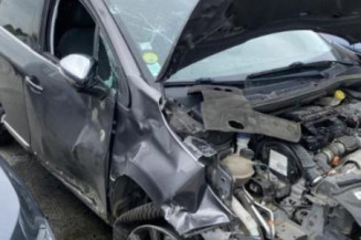 Feu arriere secondaire gauche (feux) PEUGEOT 2008 1