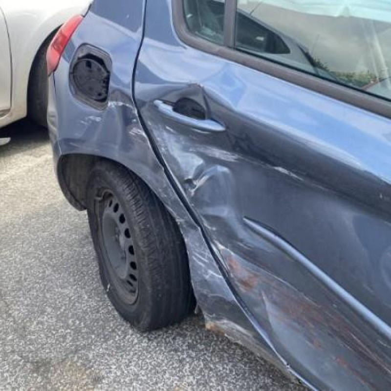 Boite de vitesses RENAULT CLIO 3 Photo n°17