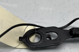 Attache ceinture avant gauche PEUGEOT 2008 1