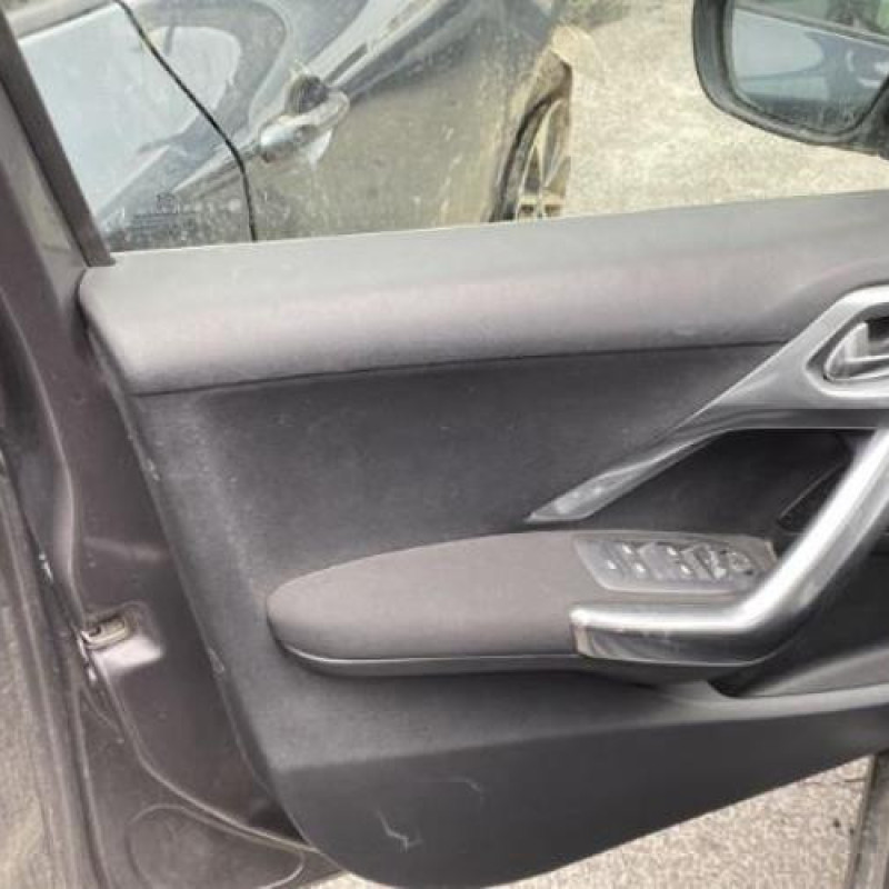 Attache ceinture avant gauche PEUGEOT 2008 1 Photo n°16