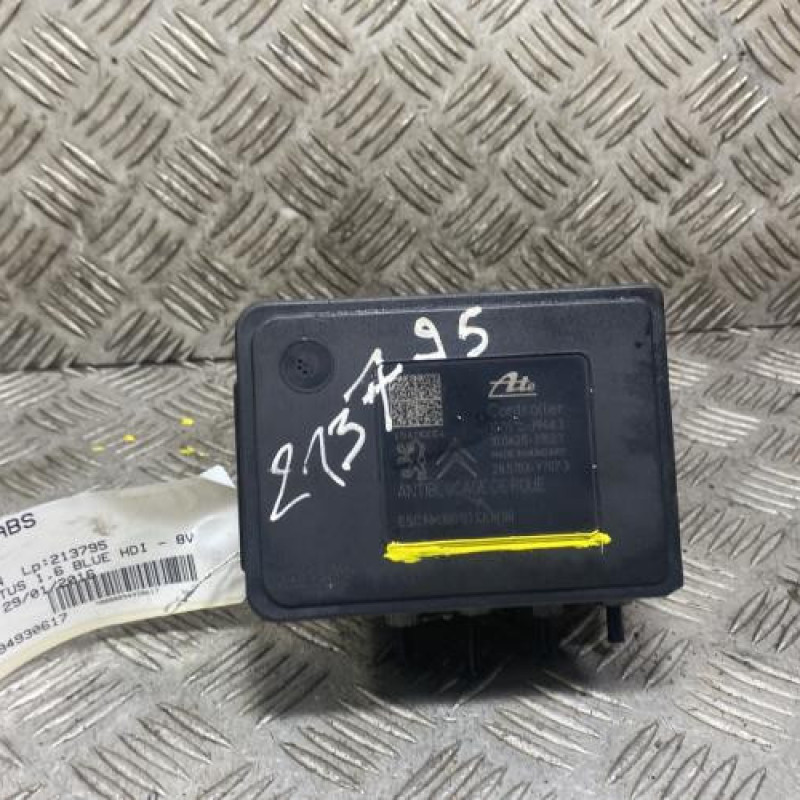 Bloc ABS (freins anti-blocage) CITROEN C4 CACTUS Photo n°4