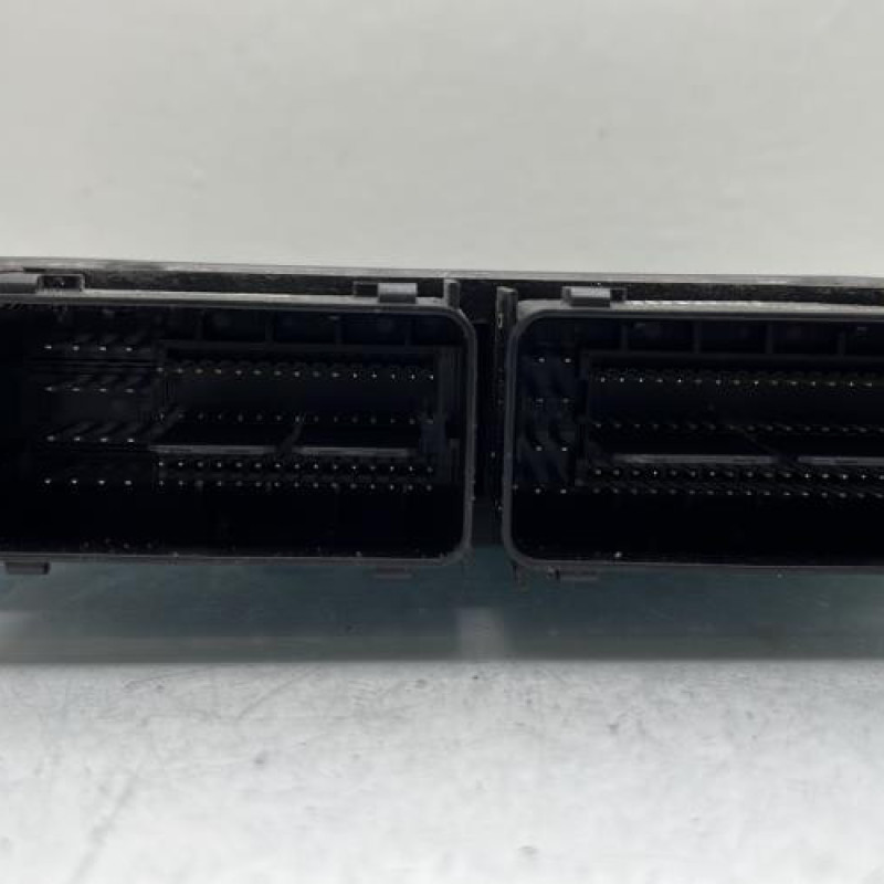 Calculateur moteur FORD FOCUS 4 Photo n°3