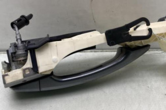 Poignee porte avant gauche AUDI TT 3