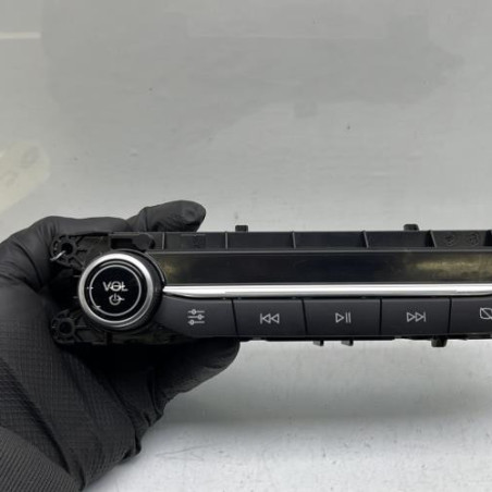 Commande autoradio FORD FOCUS 4 Photo n°1