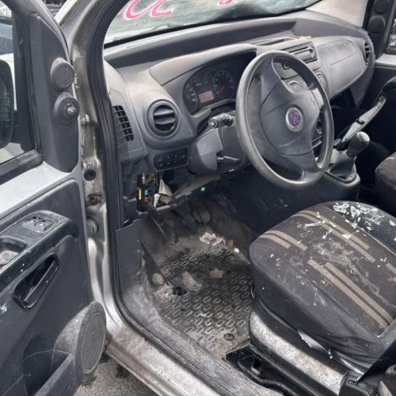 Retroviseur droit FIAT FIORINO 3 Photo n°20
