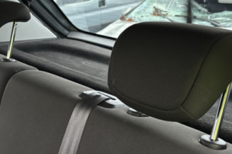 OPEL CORSA E 1.4i - 16V